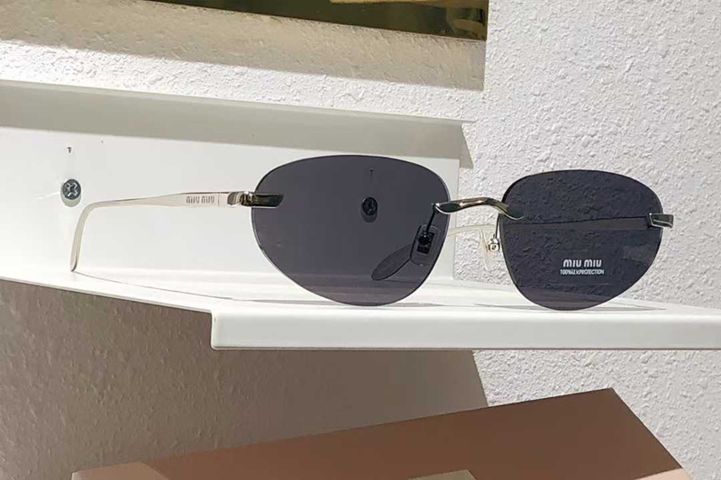 SMUA92S Sunglasses Silver Gray