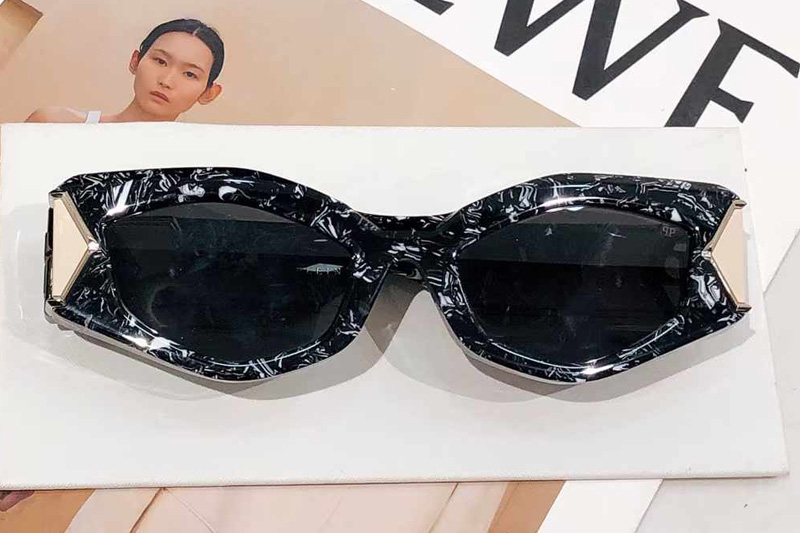 SPP136 Sunglasses Black Gray Gray