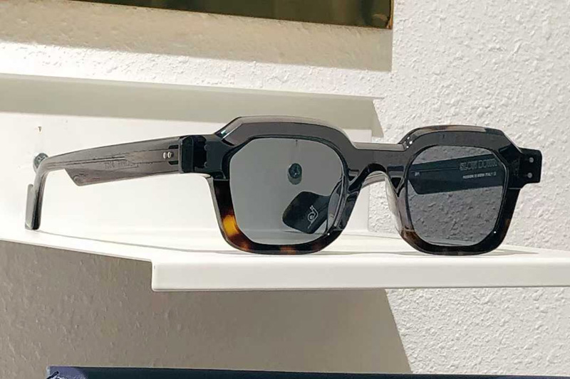 Slow Down Sunglasses Gray Tortoise Gray