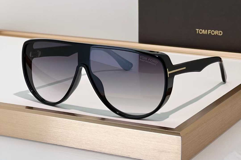 TF1182 Sunglasses Black Gradient Gray