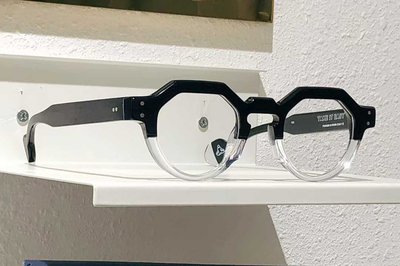 Take It Easy Eyeglasses Black Transparent