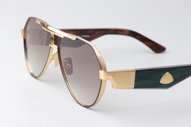 The King III Sunglasses Gold Green Gradient Brown