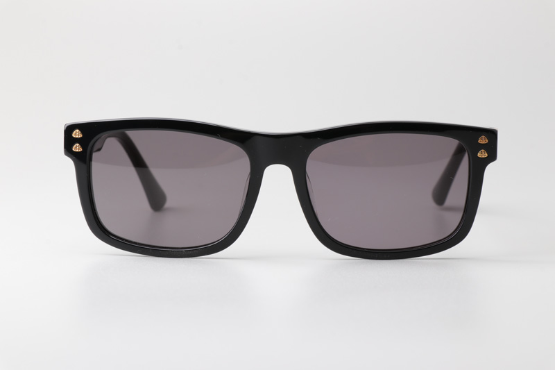 The King Sunglasses Black Gray