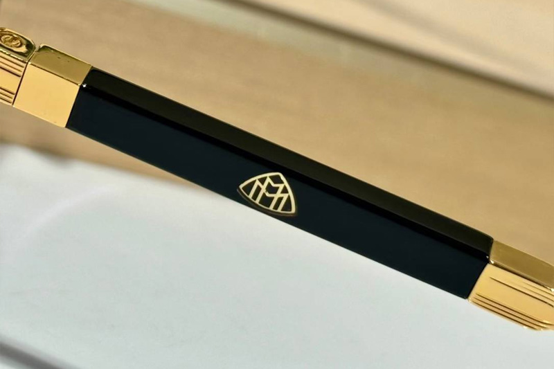 The Nean Sunglasses Gold Black Brown