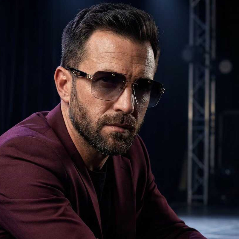 The President Sunglasses Gold Black Gradient Gray