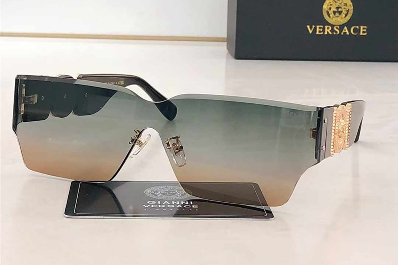 VE6782 Sunglasses Black Gold Gradient Gray