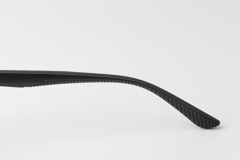 WT5104 Eyeglasses Matte Black