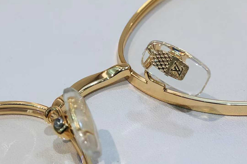 Z2958U Eyeglasses Gold